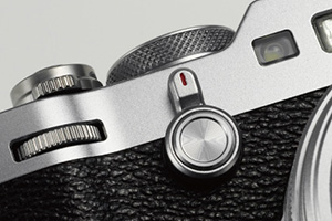 Fuji X100F Street Photography Review  Command Dial