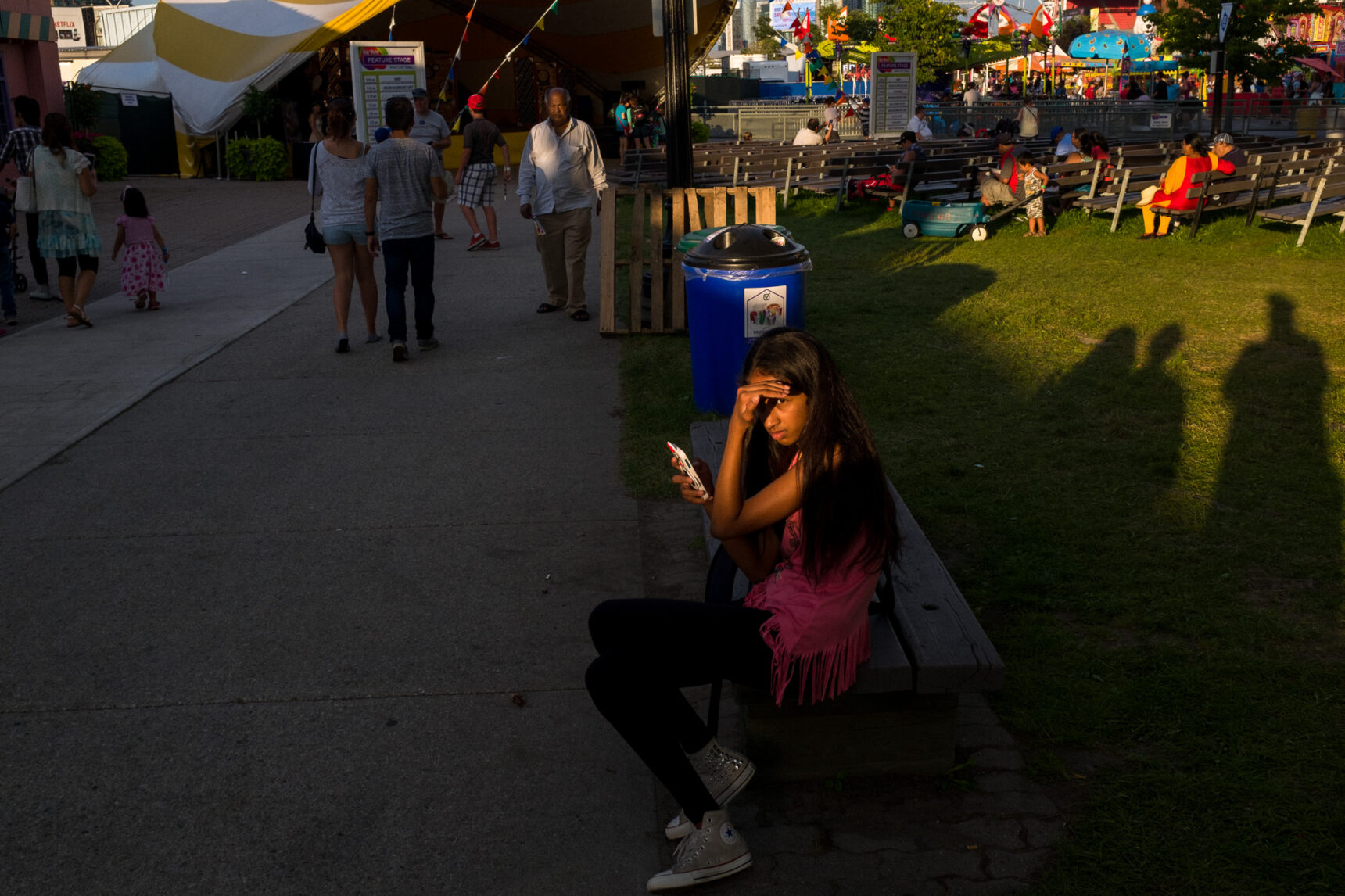 Street Photographer's Guide To The CNE - Shoot The Periphery