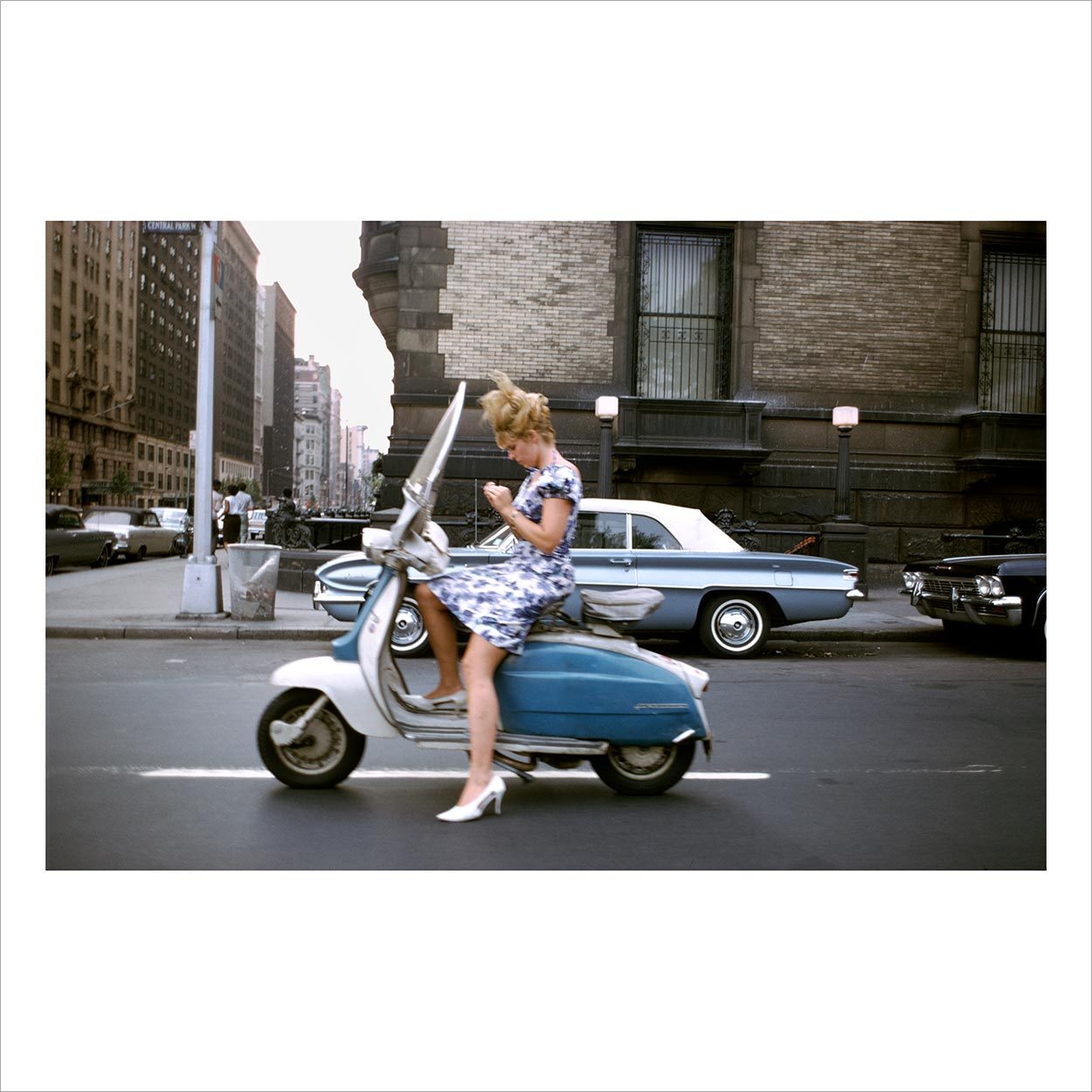 Crossings - Magnum Square Print Sale - Joel Meyerowitz