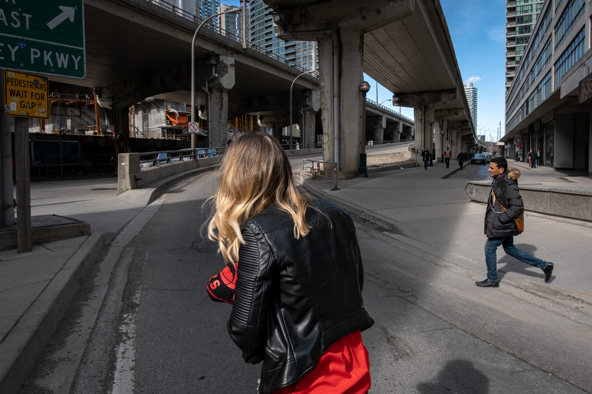 Fuji 16mm f2.8 Street Photography Review Sample 11