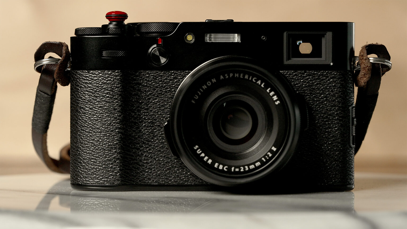 Fuji X100V Street Photography Setup - Essential Settings